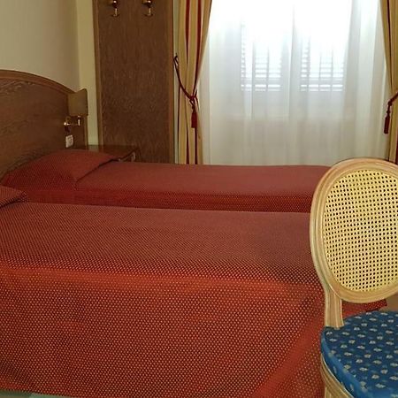 Hotel La Cupola Novara Kültér fotó